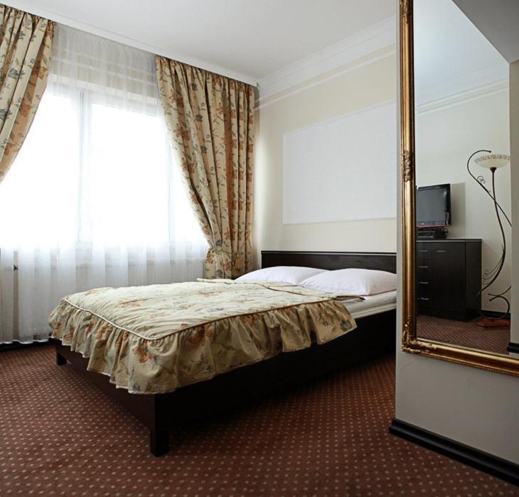 Wzgorze Toskanii Conferences & Restaurant Przezmierowo Room photo