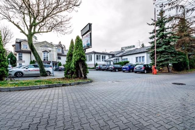 Wzgorze Toskanii Conferences & Restaurant Przezmierowo Exterior photo